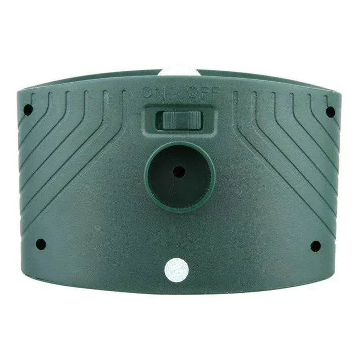 Riafu Ultrasonic Solar Deer Repeller – Motion Sensor Animal Deterrent for Garden & Yard