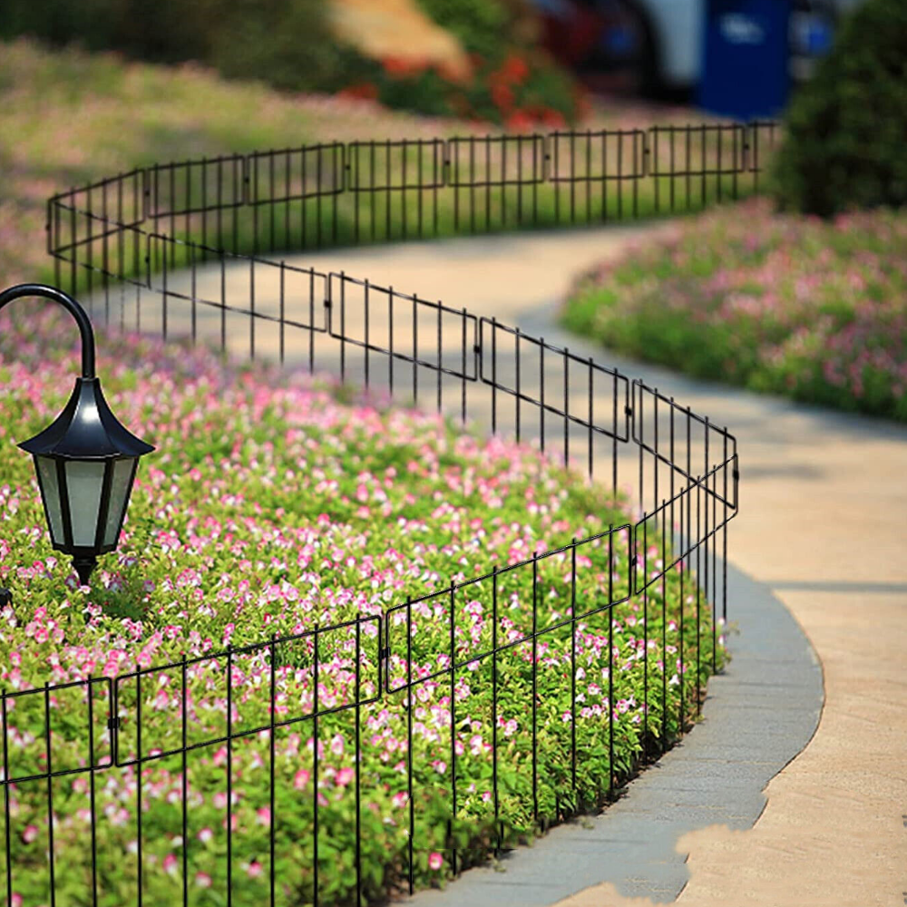 Riafu Heavy Duty Outdoor Garden Mounted Metal Dog Barrier Fence