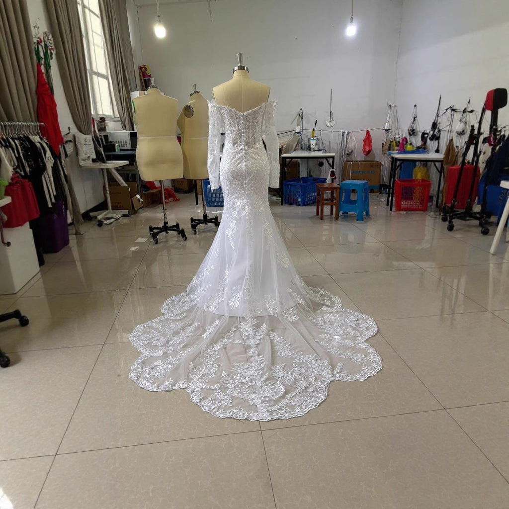 Riafu Off-Shoulder Lace Long-Sleeve Fishtail Gown with Mid-Waist Silhouette