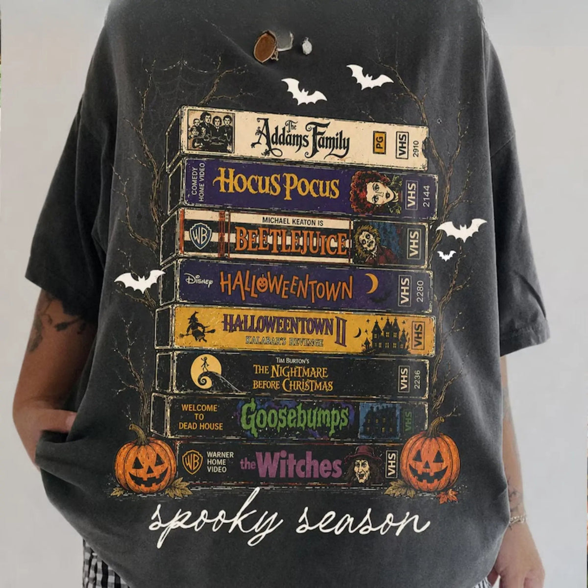 Riafu – Vintage Spooky Season Graphic Tee