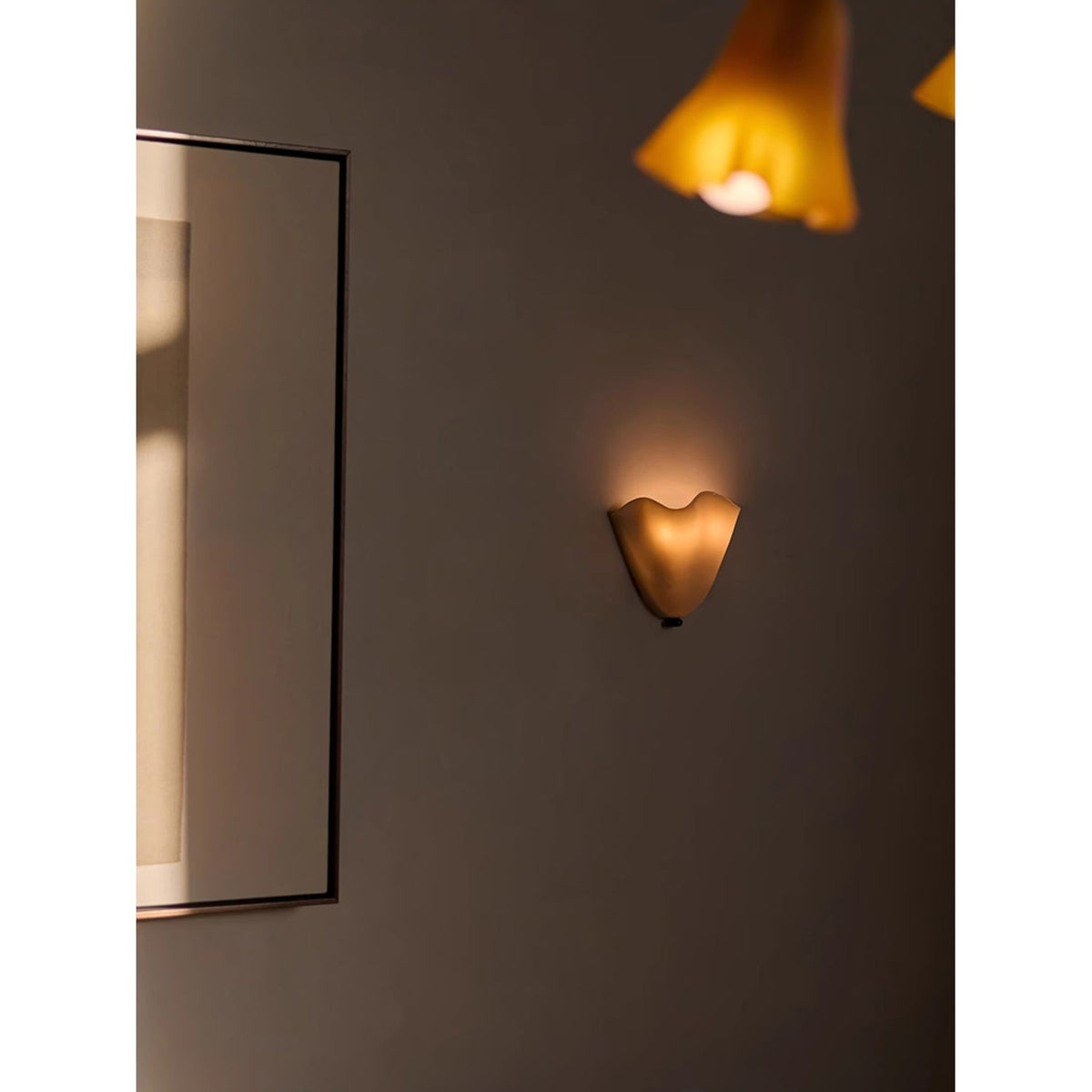 Wall Sconce Lighting with Wavy Glass Handkerchief Shade and Brass Finial